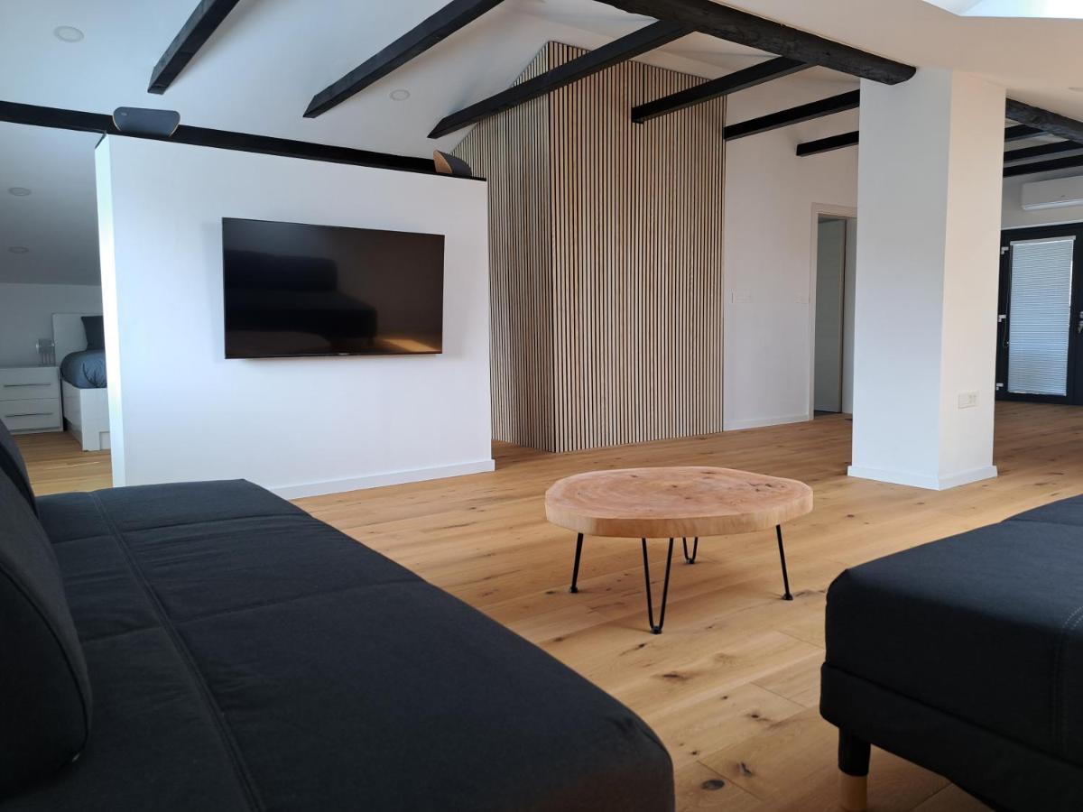 Ohana Apartment Ljubljana Exteriör bild